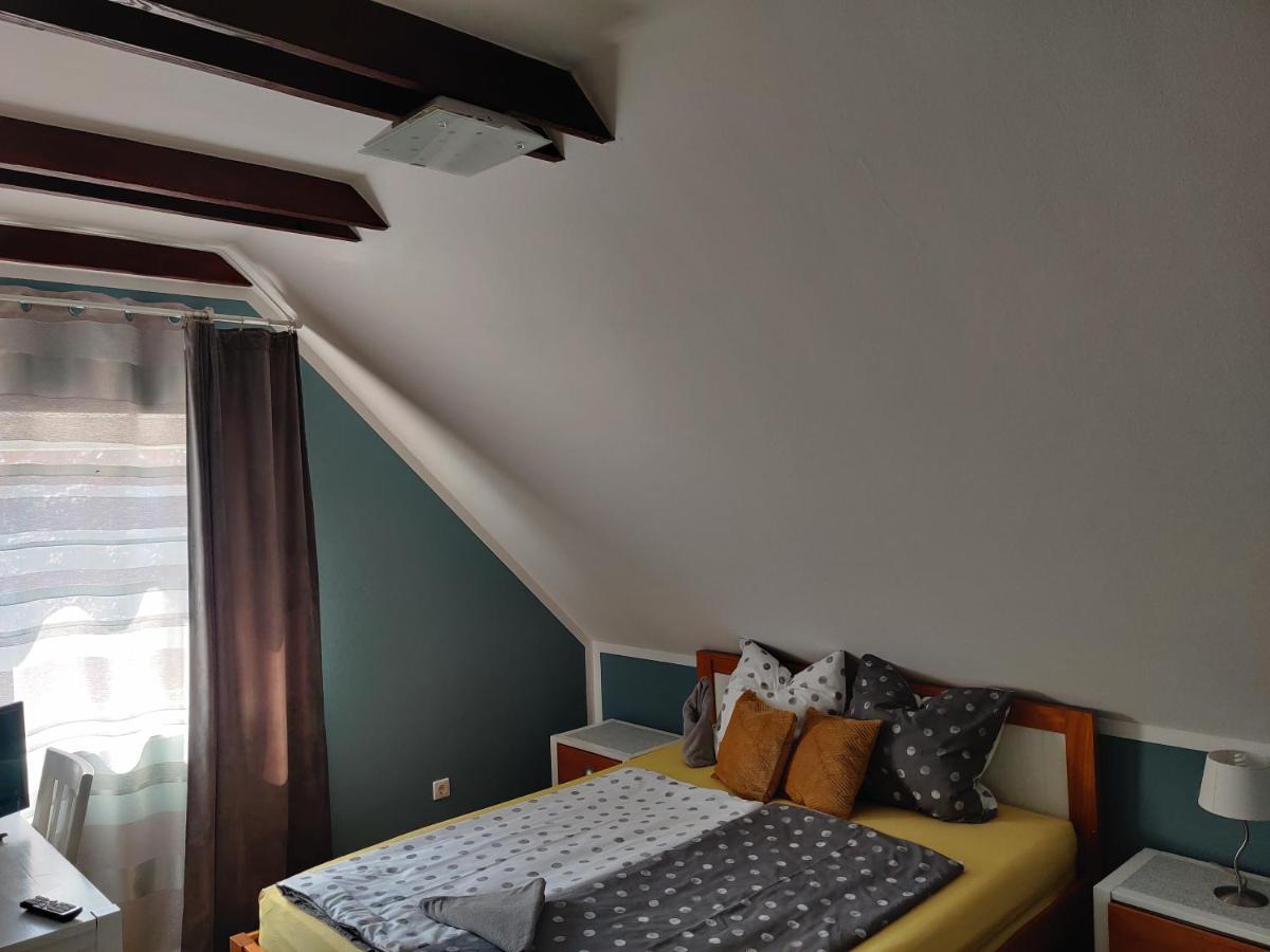 שיופוק Villa Italia Guest House מראה חיצוני תמונה