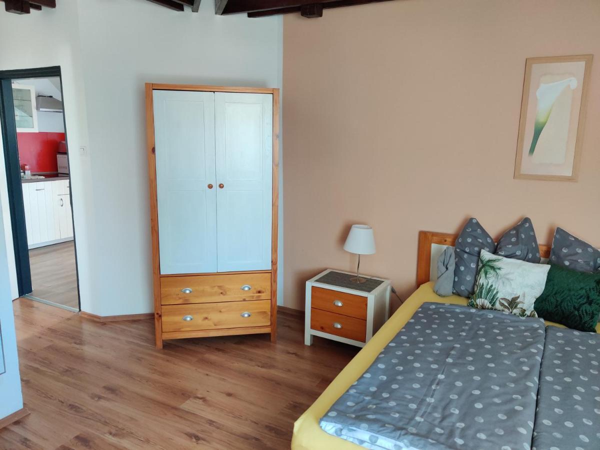 שיופוק Villa Italia Guest House מראה חיצוני תמונה