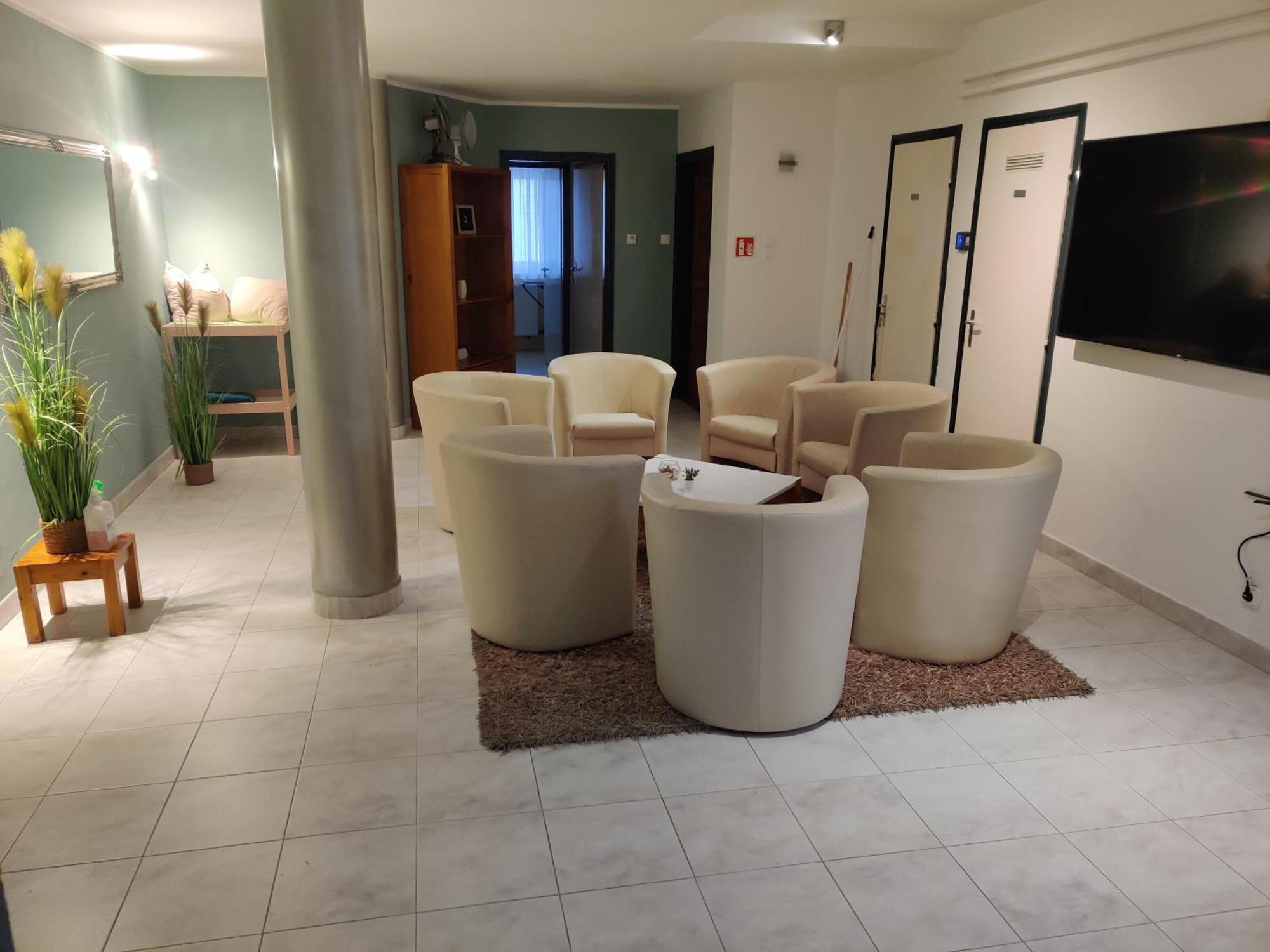 שיופוק Villa Italia Guest House מראה חיצוני תמונה
